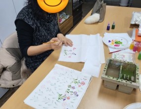 ﻿천아트 기초{첫수업}﻿연습과정과 첫작품 시간~천아트강좌는 매주 화요일에 진행됩니다.﻿방문상담시 예약 필수전화031-271-7701장안구 천천동 롯데마트앞광장프라자4층 입니다. 
